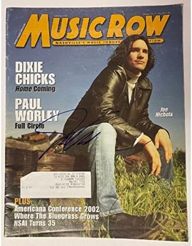 Athlon Sports CTBL-031060 وقع جو نيكولز على Music Row صناعة الموسيقى عام 2002 مجلة كاملة in Kuwait