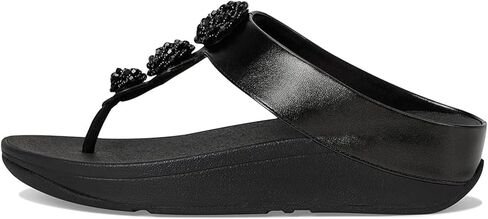 صندل نسائي من FitFlop بكعب عريض مزود بأزرار معدنية عند أصابع القدم in Kuwait