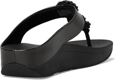 صندل نسائي من FitFlop بكعب عريض مزود بأزرار معدنية عند أصابع القدم in Kuwait