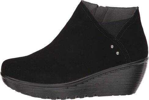 حذاء نسائي من Skechers ذو ياقة متوازية وغير متماثلة من الجلد السويدي للكاحل in Kuwait