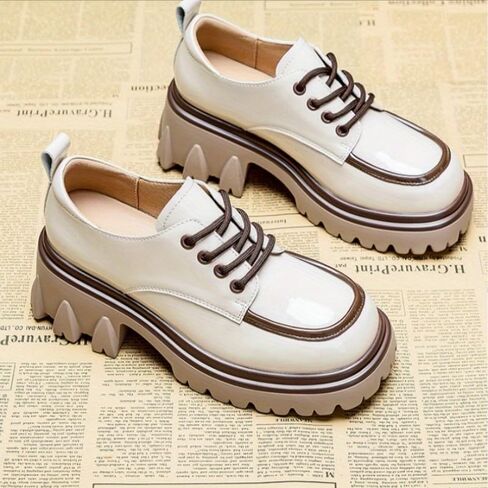 Women's Fashionable Platform Leather Shoes - Youthful and Fashionable, Comfortable and Casual Chunky Heels in Saudi Arabia