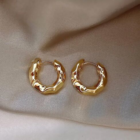 Dainty Gold Earrings for Women, Trendy Huggie Earrings for Girls Small Thick Oval Open Double Hoop Earrings Lightweight Mini Hoop Earrings Jewelry Girls in Saudi Arabia
