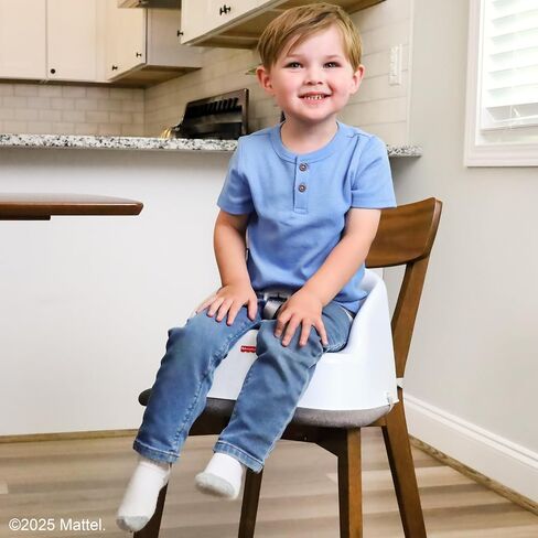 مقعد معزز من Fisher-Price™، كرسي طعام خفيف الوزن ومحمول للأطفال الصغار الذين تزيد أعمارهم عن 12 شهرًا in Saudi Arabia