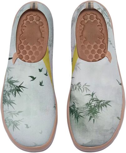 Women's Casual Sports Shoes, Daily Commuting Loafers, Lightweight Slip-on Sports Shoes in Saudi Arabia