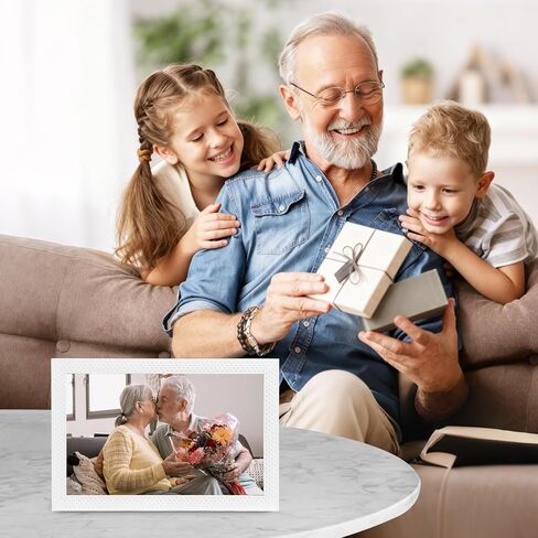إطار صور رقمي Okulaku مقاس 10.1 بوصة إطار صور إلكتروني ذكي سعة 32 جيجابايت شاشة تعمل باللمس تدور تلقائيًا، مكتب أو مثبت على الحائط، مشاركة الصور ومقاطع الفيديو على الفور، هدايا للأم والأب والنساء والرجال (أبيض) in Kuwait