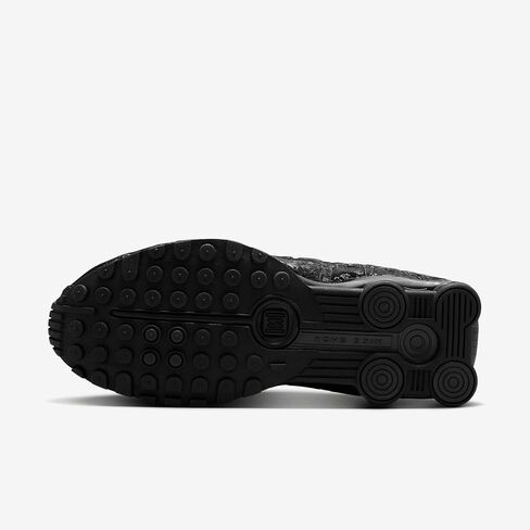 Nike Shox R4 Women's Shoes (HV0934-002, Black/Dark Smoke Grey) in Saudi Arabia
