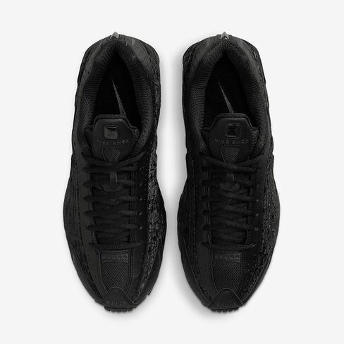 Nike Shox R4 Women's Shoes (HV0934-002, Black/Dark Smoke Grey) in Saudi Arabia