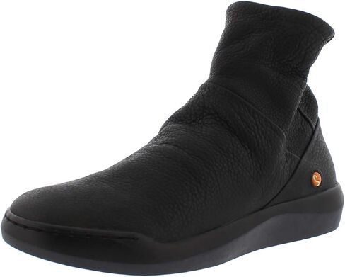 أحذية الكاحل النسائية من Softinos in Kuwait