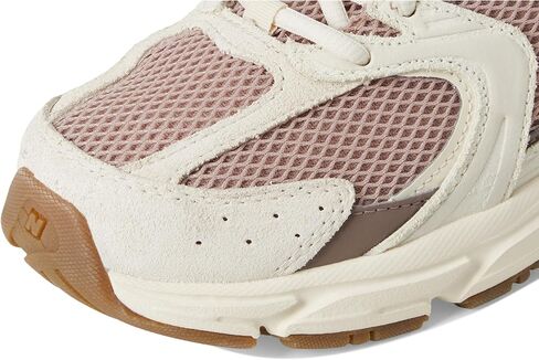 New Balance Women's 530 Sneakers in Saudi Arabia