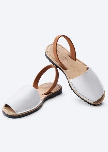 VISCATA Menorquina Leather Avarcas ½" Heel Women's Flat Sandals with premium quality leather and extra comfort for all Casual Occasions. Handmade in Menorca. in Saudi Arabia