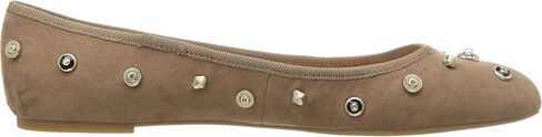Nine West Women's Morton Pump in Saudi Arabia