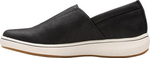 Clarks Women's BreezeSky Ria CloudSteppers Loafer in Saudi Arabia