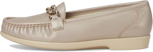 SAS Women's Metro Link Comfort Loafer in Saudi Arabia
