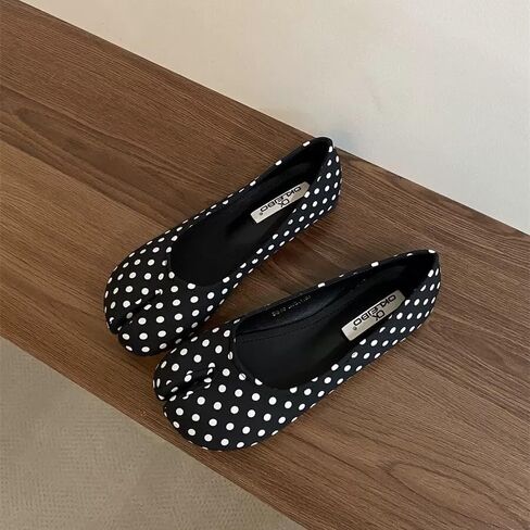 ZQW Cute Tabi Shoes for Women Split Toe Ballet Flats Polka Dots Lightweight Comfortable Shoes for Casual, Office & Walking in Saudi Arabia