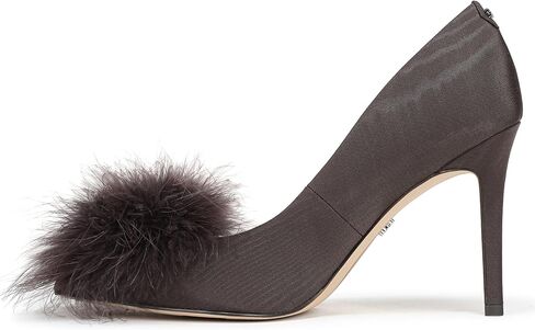 حذاء Sam Edelman النسائي من القطيفة باللون العسلي in Saudi Arabia