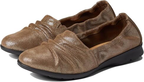 Clarks Women's Jenette Ruby Loafer in Saudi Arabia