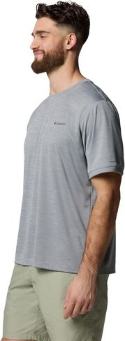Columbia Men's Sage Peak Knit Short Sleeve Crew in Saudi Arabia