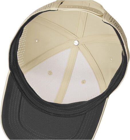 Nike Structured Swoosh Cap in Saudi Arabia