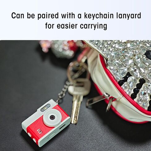 كاميرا Diydeg Mini Keychain، 0.96 بوصة 1080 بكسل 12 ميجابكسل كاميرا رقمية قديمة مع ضوء فلاش LED، شاشة ملونة، كاميرا فيديو صغيرة عتيقة الحركة، محمولة (أسود برتقالي) in Kuwait