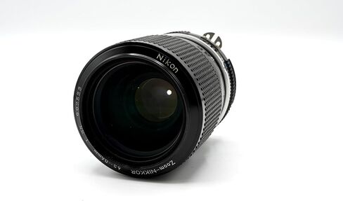 عدسة Nikon Zoom NIKKOR Auto مقاس 43-86 مم F3.5 ذات التركيز اليدوي AI (متجددة) in Saudi Arabia