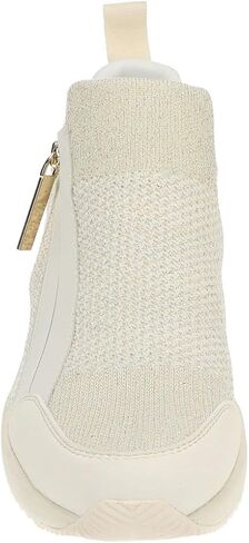 Masseys Victoria Women's Sneaker in Kuwait