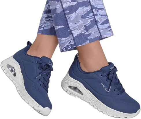 Skechers - حذاء رياضي للسيدات Uno Rugged - Spotted Terrain، اللون كحلي، المقاس: 7.5 M US in Saudi Arabia