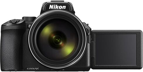 كاميرا نيكون COOLPIX P950 الرقمية زووم 24-2000 ملم | 83x، فيديو بدقة 16 ميجابكسل بدقة 4K + ذاكرة سعة 64 جيجابايت، وحقيبة، وحامل ثلاثي القوائم، والمزيد (حزمة كاميرا مكونة من 26 قطعة) (متجددة) in Saudi Arabia