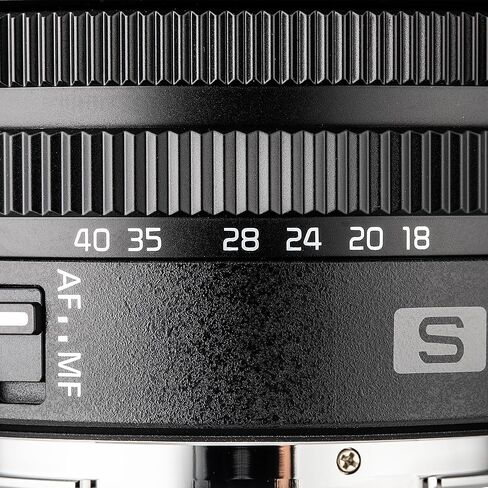 مجموعة عدسات Panasonic Lumix S مقاس 18-40 مم f/4.5-6.3 مع بطاقة ذاكرة سعة 64 جيجابايت + مجموعة مرشحات عالية الدقة مقاس 62 مم مكونة من 3 قطع + حقيبة عدسة + المزيد in Kuwait