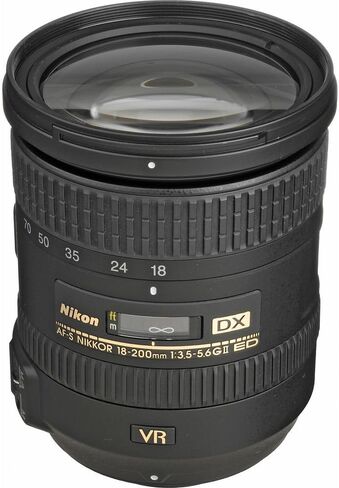 عدسة Nikon AF-S DX NIKKOR مقاس 18-200 مم f/3.5-5.6G ED VR II (2192) + بطاقة ذاكرة سعة 64 جيجابايت + مجموعة مرشح + حقيبة ظهر + قارئ بطاقات + برنامج Corel للصور + حامل ثلاثي القوائم مرن + محفظة ذاكرة + حافظة للأغطية + مجموعة تنظيف in Kuwait