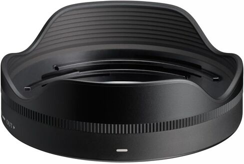 حزمة سيجما 12 ملم f/1.4 DC المعاصرة FUJIFILM X (416975). العدسة المثالية للصور الاحترافية، وحفلات الزفاف، والمغامرات الداخلية والخارجية، والحياة البرية، والسفر، والسارفاري، واستخدام التصوير الفوتوغرافي + الملحقات in Saudi Arabia