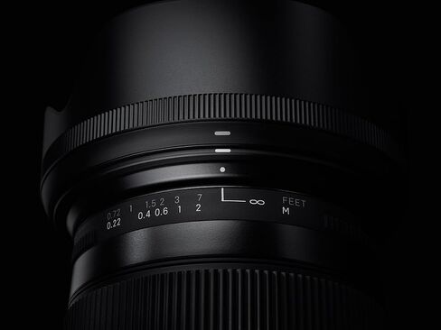 Sigma 17-70mm F2.8-4 Contemporary DC Macro OS HSM Lens for Canon (Renewed) in Kuwait