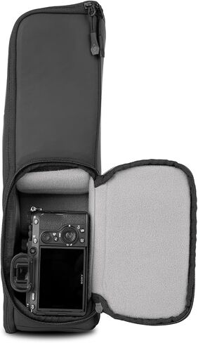 WANDRD All New Essential Camera Cube V2: منظم كاميرا مقاوم للطقس مع تصميم داخلي رمادي ناعم وفواصل معيارية ووصول جانبي سريع - يناسب حقيبة السفر PRVKE 21L وإعداد بدون مرآة وملحقات in Kuwait