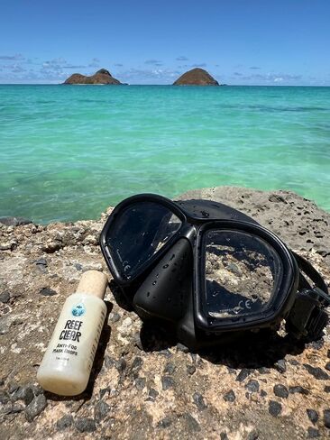 Powerful Anti-Fog Mask Drops Supporting 3X Plastic Clean-Up with Each Bottle. Tear-Free, Plant-Sourced, Reef-Safe, in a Bio-Plastic Bottle for Masks, Goggles, Snorkeling, Scuba Diving, and More. in Saudi Arabia