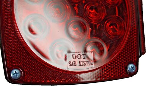 مجموعة مصابيح LED للمقطورة 12 فولت - مصابيح إيقاف/انعطاف/خلفية غاطسة معتمدة من وزارة النقل للقوارب والمرافق ومقطورات RV - موصل ذو 4 دبابيس in Kuwait