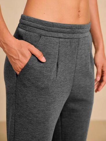 سروال جولف للسيدات من ACEGOLFS مع خصر قابل للسحب وخفيف الوزن عند الكاحل للنساء وجيوب رياضية برباط مخفي قابل للتمدد in Kuwait