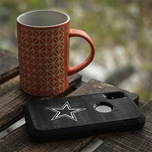 ملصق Skinit متوافق مع هاتف OtterBox Defender iPhone XR - تصميم أسود وأبيض مرخص رسميًا من NFL Dallas Cowboys in Saudi Arabia