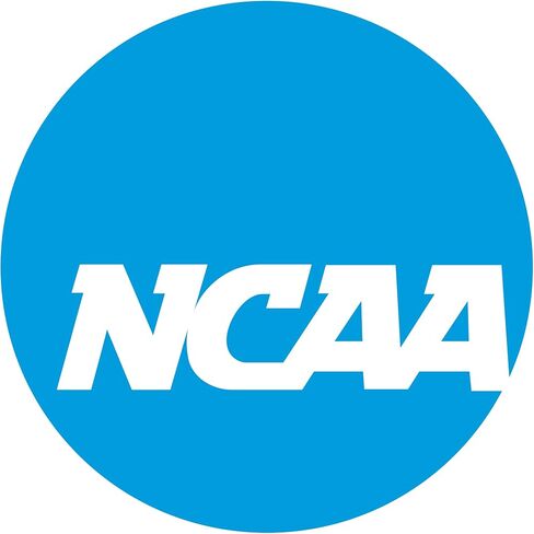 FOCO NCAA الشعار الأساسي الرسمي للعلامة التجارية للمكتب المنزلي وسادة ماوس بساط 35 بوصة × 16 بوصة (ميشيغان ولفرينز، ميشيغان ولفرينز) in Kuwait