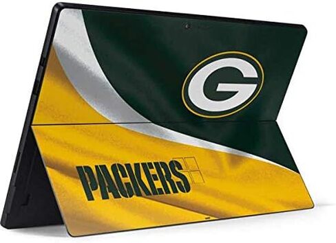 غلاف Skinit اللوحي متوافق مع Surface Pro 7 - تصميم Green Bay Packers المرخص رسميًا من الدوري الوطني لكرة القدم الأمريكية in Saudi Arabia