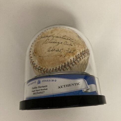 Gabby Hartnett Single Signed 1938 Official League Baseball BGS Beckett Authentic - Baseball Slabbed Autographed Cards in Saudi Arabia