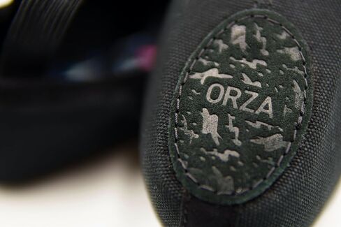 حذاء باليه ORZA Pro™ 2.0 للرجال مصنوع من قماش أسود in Saudi Arabia