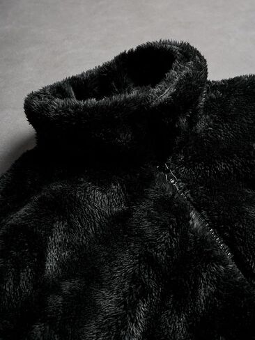 Men's Plush Faux Fur Winter Jacket High Collar Cropped Jacket Puffer Jacket Zip Up Winter Warm Fuzzy Jacket in Saudi Arabia