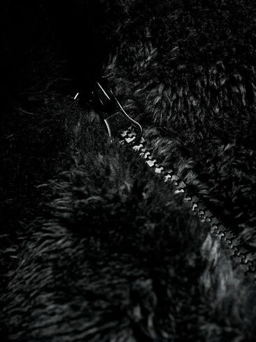 Men's Plush Faux Fur Winter Jacket High Collar Cropped Jacket Puffer Jacket Zip Up Winter Warm Fuzzy Jacket in Saudi Arabia