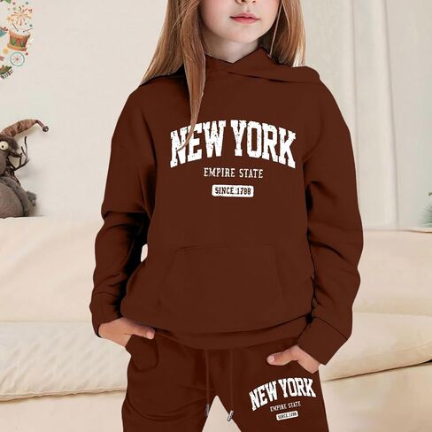 Girls Sweatsuits Set Casual Cute Hoodies And Sweatpants Set Cute Letter Tracksuits Athletic Jogging Suit in Kuwait