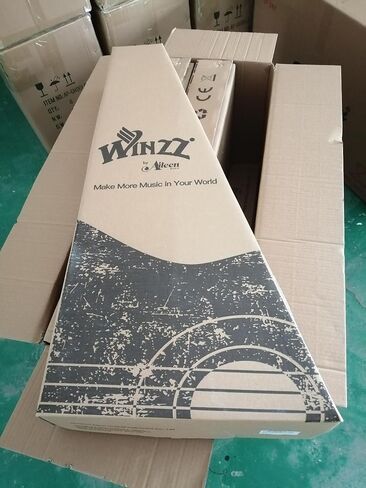 Winzz 40 بوصة غيتار صوتي للمبتدئين من الطلاب البالغين، تصميم أنيق فريد من نوعه (أحمر) in Kuwait