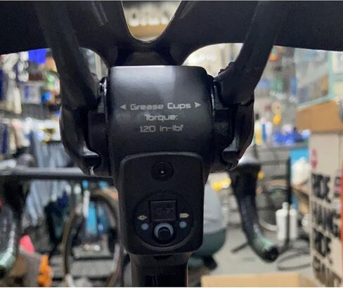 Xotic Tech Seatpost Saddle Clamp Ear + Ti Bolt Kit for Carbon Rail, Compatible with Specialized S-Works in Saudi Arabia