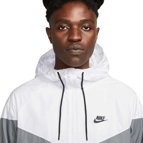 Nike Sportswear Windrunner Men's Jacket in Saudi Arabia