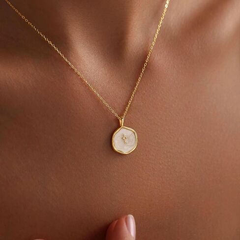 Cross Necklace for Women,Double Cross Necklace Gold Plated Cross Necklaces for Women Trendy Dainty 14K Gold Cross Pendant Necklace Simple Cute Choker Necklace Gold Charm Necklace for Women Jewelry in Saudi Arabia