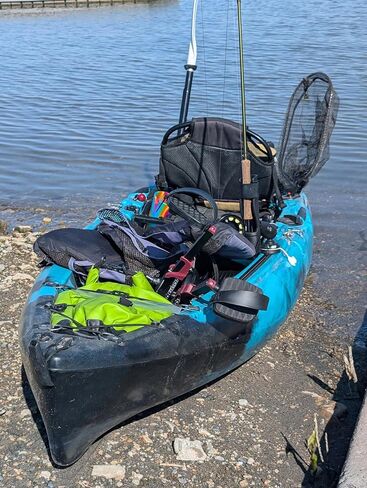 Low Rider Solo Kayak - خفيف الوزن ونموذجي، متوافق مع محرك Turbo Fin، تخزين جيد جاف، مقعد سريع الجفاف، الصيد والاستخدام الترفيهي، هيكل ثابت، تصميم صديق لسيارات الدفع الرباعي in Saudi Arabia