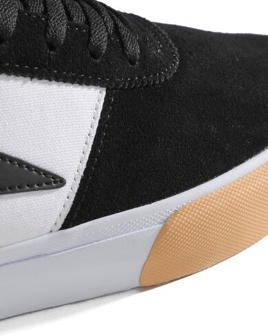 Lakai Men’s Manchester Low-Top Skateboarding Shoe in Saudi Arabia