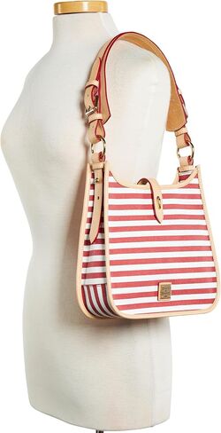 حقيبة يد Dooney & Bourke ، Skipper Messenger in Kuwait